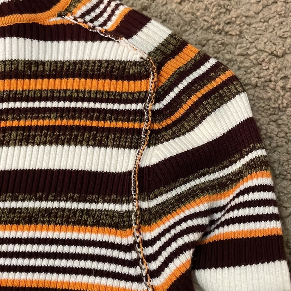 Turtle neck - Picture 6 of 7